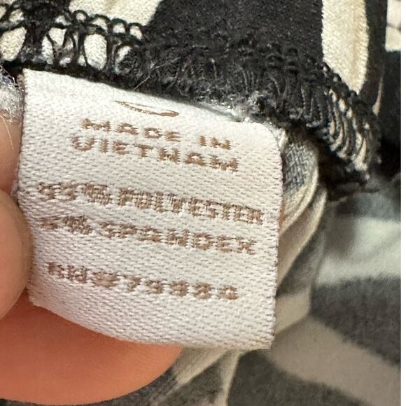 Chico’s black gray print wide legs pull on pants size 0 - XS - Picture 4 of 9